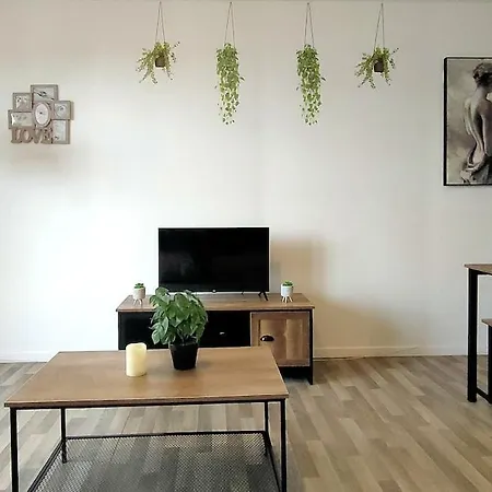 Apartmán L'eure Au Soleil, Avec Balcon Et Wifi *