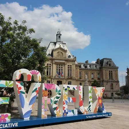 L'eure Au Soleil, Avec Balcon Et Wifi Daire